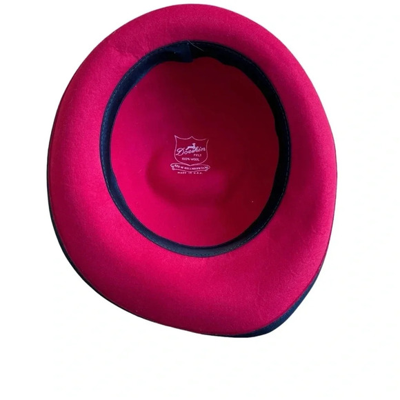 Vintage Doeskin Felt 100% Wool Red Hat Black Trim Bow made in USA - Picture 3 of 7